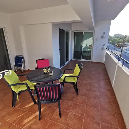 شقة Carisa Downtown With Rooftop Pool