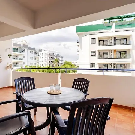 Appartement Carisa Downtown With Rooftop Pool