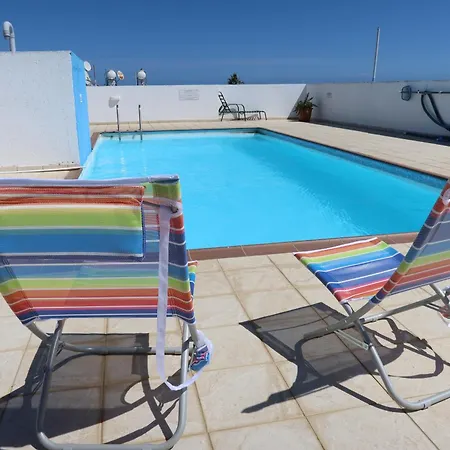 Carisa Downtown With Rooftop Pool * لارنكا