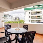 Apartament Carisa Downtown With Rooftop Pool